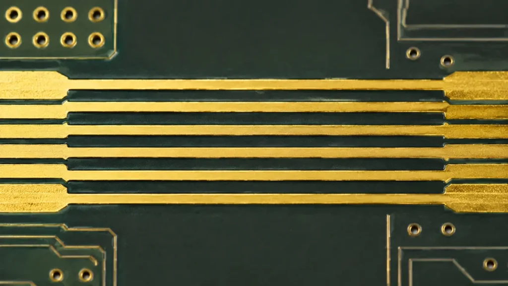 Micro-lens view of a premium high frequency PCB manufactured by Hongda, featuring precision-etched ENIG traces with strict impedance control.